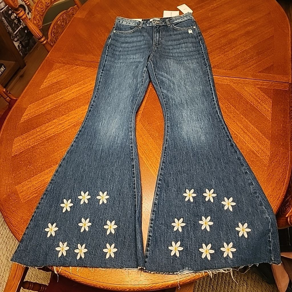 Size 28 Forever 21 Embroidered Flare Jeans